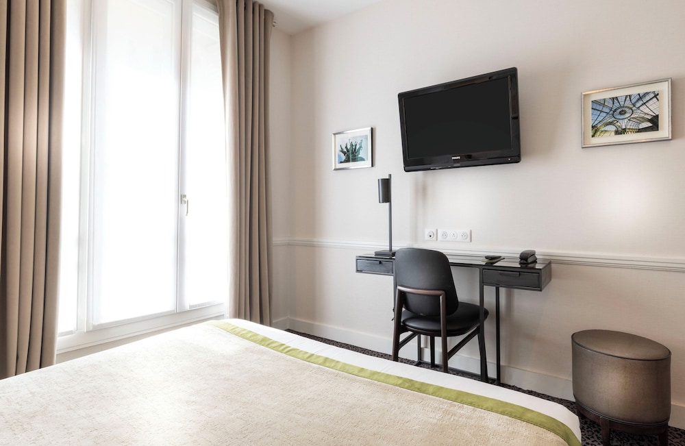 Habitación doble del hotel Elysees Union. Foto 4