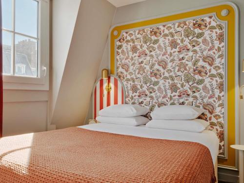 Habitación Doble Privilege del hotel Mercure Paris Notre Dame Saint Germain Des Prés. Foto 1