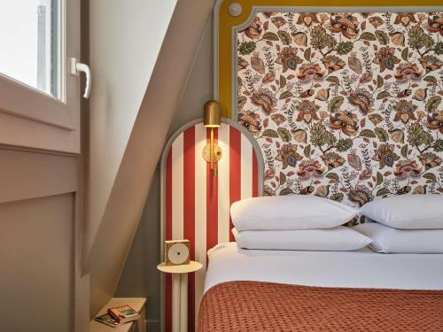 Habitación Doble Privilege del hotel Mercure Paris Notre Dame Saint Germain Des Prés. Foto 3