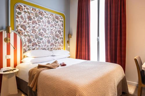 Habitación Doble Clásica del hotel Mercure Paris Notre Dame Saint Germain Des Prés. Foto 13