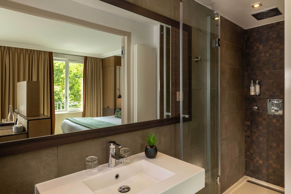 Habitación Deluxe del hotel Villa Saxe Eiffel. Foto 3