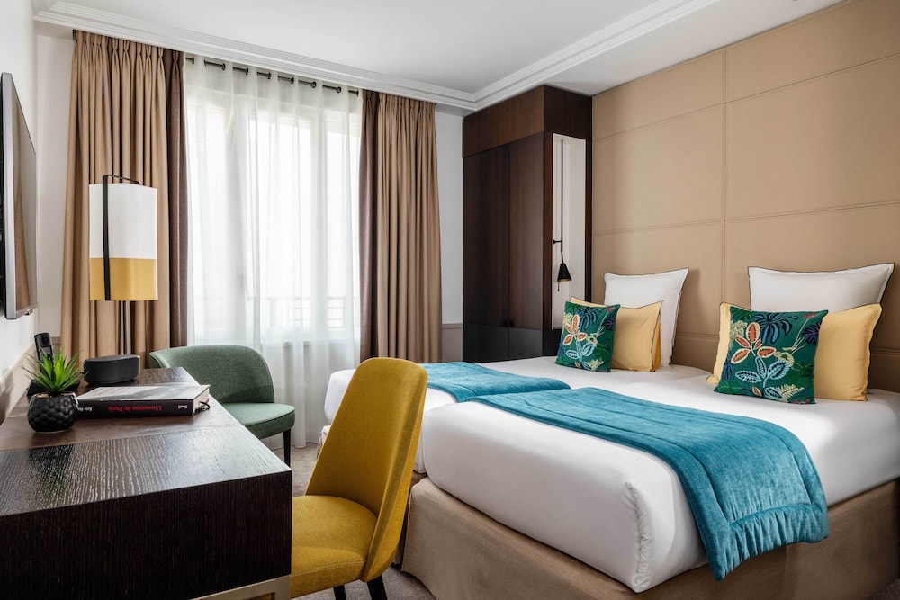 Habitación familiar, habitaciones comunicadas del hotel Villa Saxe Eiffel