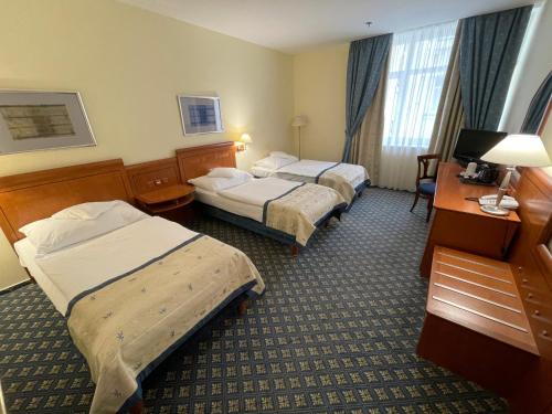 Habitación Doble - 1 o 2 camas del hotel Ramada By Wyndham Prague City Centre. Foto 4