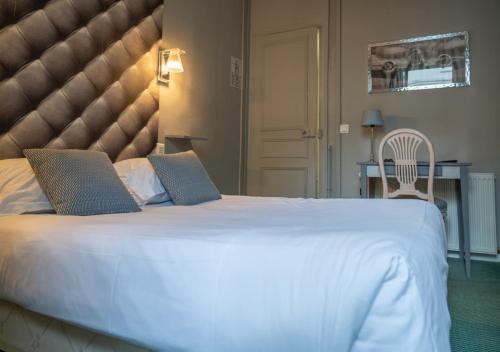 Habitación Doble Estándar del hotel Nouvel Paris. Foto 4