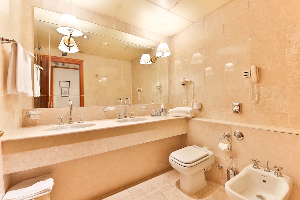 Suite del hotel Leon D'oro. Foto 4