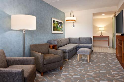 Cama king size especial (con sofá cama) del hotel Hyatt Place Fredericksburg At Mary Washington