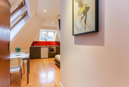 Apartamento Estudio Estándar del hotel St James House - Concept Serviced Apartments. Foto 7