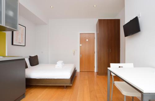 Apartamento Estudio Estándar del hotel St James House - Concept Serviced Apartments. Foto 14