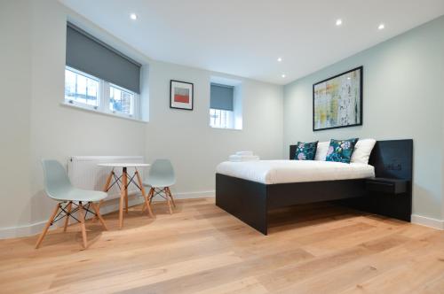 Estudio Deluxe - Semisótano del hotel St James House - Concept Serviced Apartments. Foto 2
