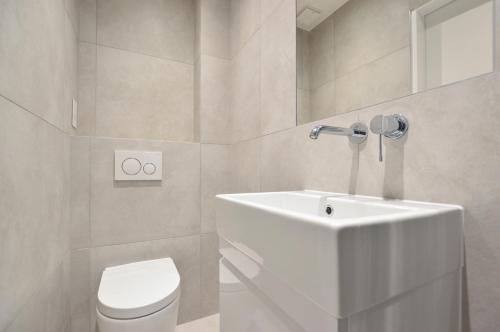 Estudio Deluxe - Semisótano del hotel St James House - Concept Serviced Apartments. Foto 7