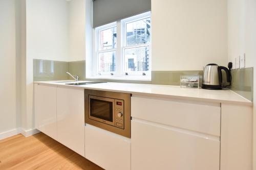 Estudio Premium Deluxe del hotel St James House - Concept Serviced Apartments. Foto 8