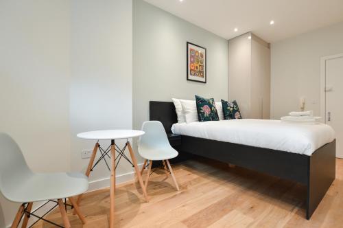 Estudio Estándar - Semisótano del hotel St James House - Concept Serviced Apartments. Foto 7