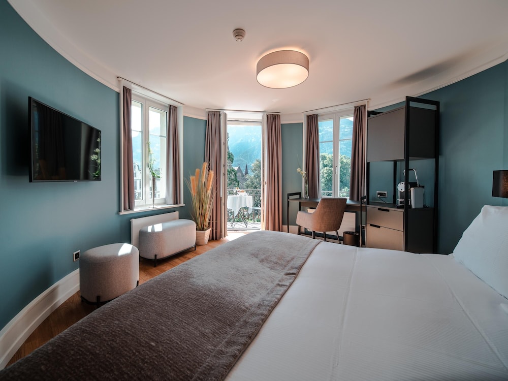 Habitación, balcón (Modern, air - conditioned) del hotel Royal St Georges Interlaken Mgallery Collection. Foto 2