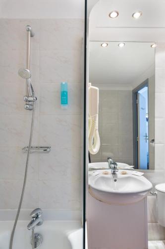Habitación Individual Estándar del hotel Best Western Lakmi Nice. Foto 3