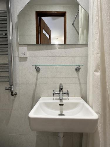 Habitación Individual Pequeña del hotel Aron Guest House 'Second Home'. Foto 9