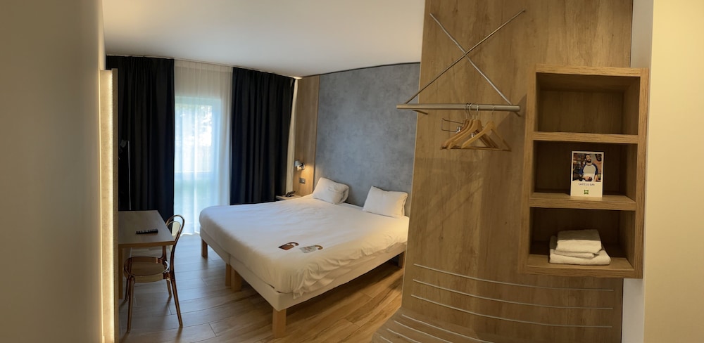 Habitación Doble Superior del hotel Ibis Styles La Louvière. Foto 6