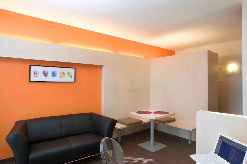 Apartamento del hotel Ibis Styles La Louvière. Foto 2