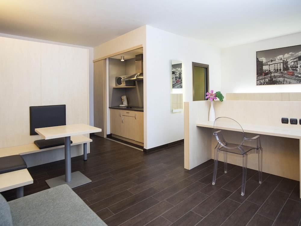 Apartamento del hotel Ibis Styles La Louvière. Foto 4