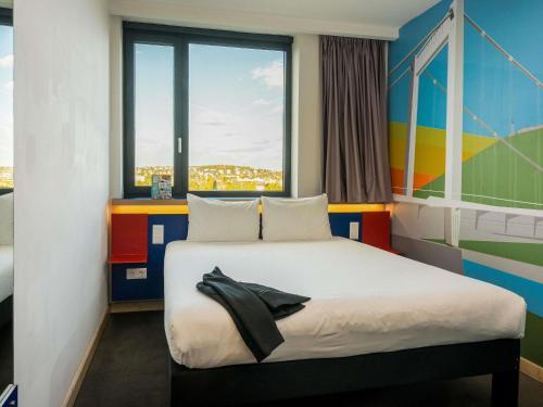 Habitación Familiar con 1 cama doble y litera del hotel Ibis Styles Budapest Citywest