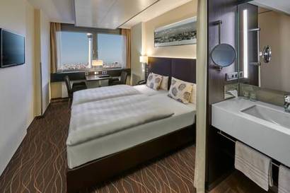 Habitación Doble con vistas a la ciudad del hotel Park Inn By Radisson Berlin Alexanderplatz