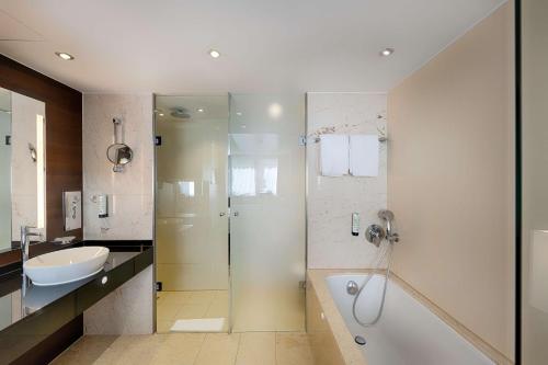 Suite Familiar del hotel Park Inn By Radisson Berlin Alexanderplatz. Foto 4