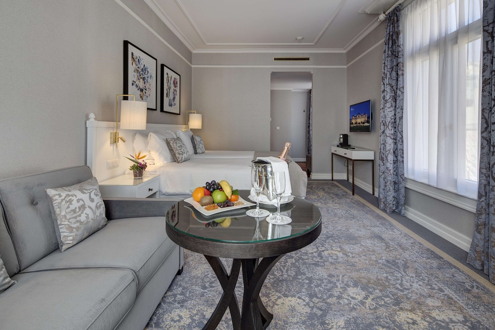 FAIRMONT VISTA CIUDAD Queen - 20m², 215ft² del hotel Fairmont Le Montreux Palace. Foto 2