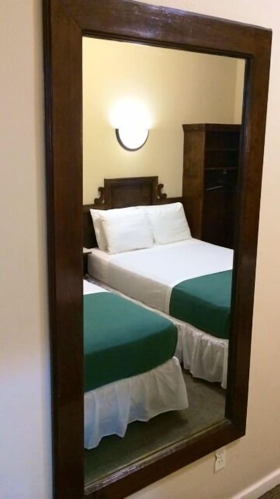 2 Full Size Beds del hotel St Marks. Foto 5