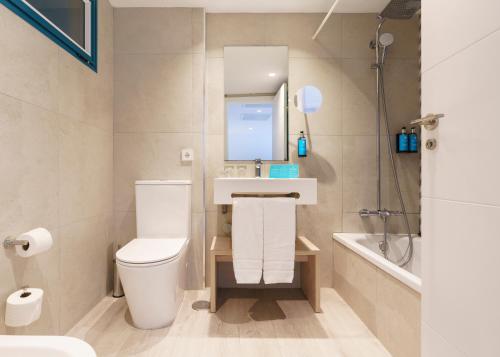 Suite del hotel Alua Tenerife. Foto 3