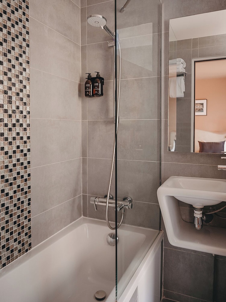 Habitación estándar doble del hotel Belloy Saint-germain. Foto 5