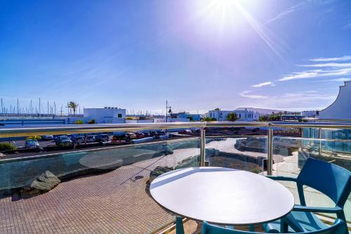 Apartamento Superior del hotel Cordial Marina Blanca. Foto 3
