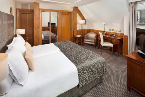 Habitación Doble Premium del hotel Melia Paris Vendôme
