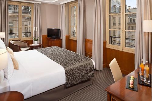 Habitación Doble Premium del hotel Melia Paris Vendôme. Foto 1