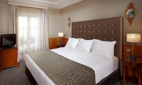 Suite Junior del hotel Melia Paris Vendôme. Foto 1