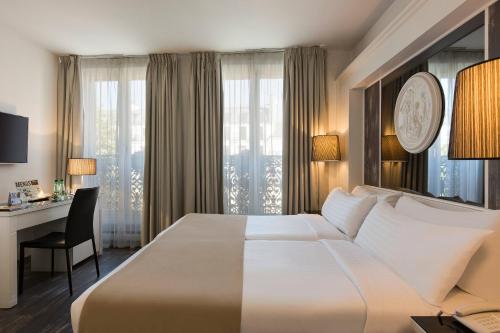 Habitación Doble Premium - 2 camas del hotel Paris Opera Affiliated by Meliá. Foto 7