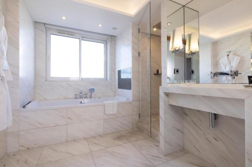 Suite Elíseo del hotel De Castiglione. Foto 6