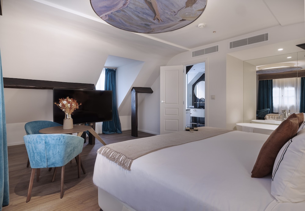 Suite Elena Sorolla del hotel Maison Colbert Member of Melia Collection. Foto 1