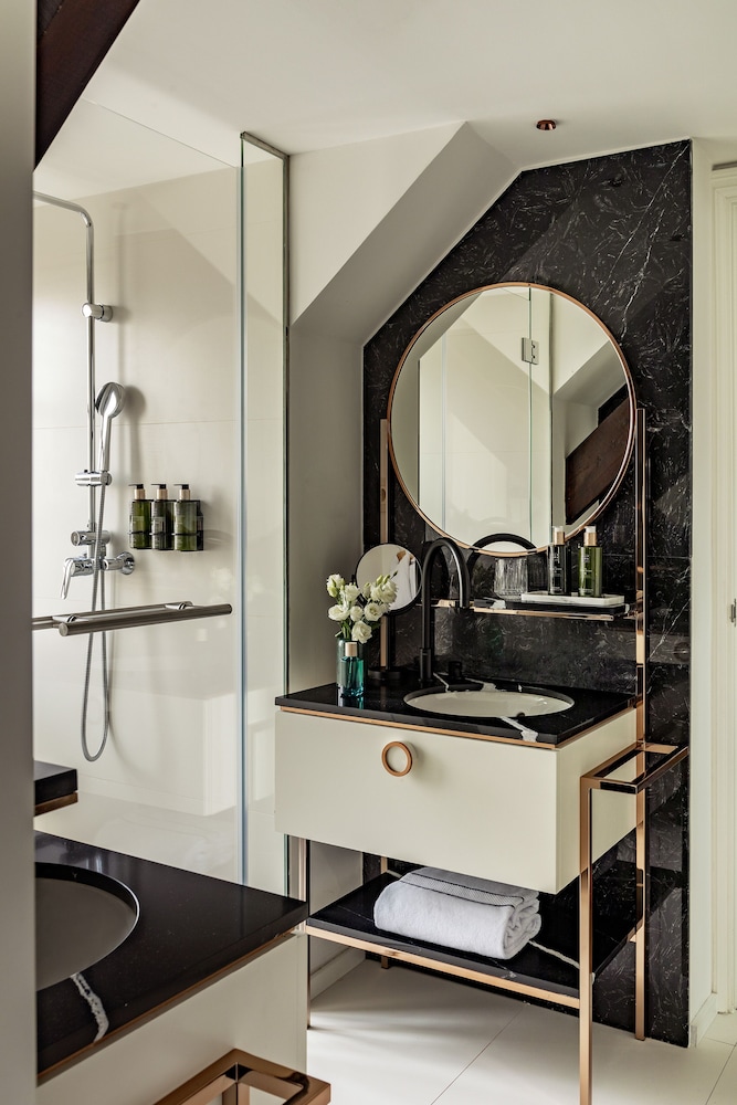 Suite Elena Sorolla del hotel Maison Colbert Member of Melia Collection. Foto 9