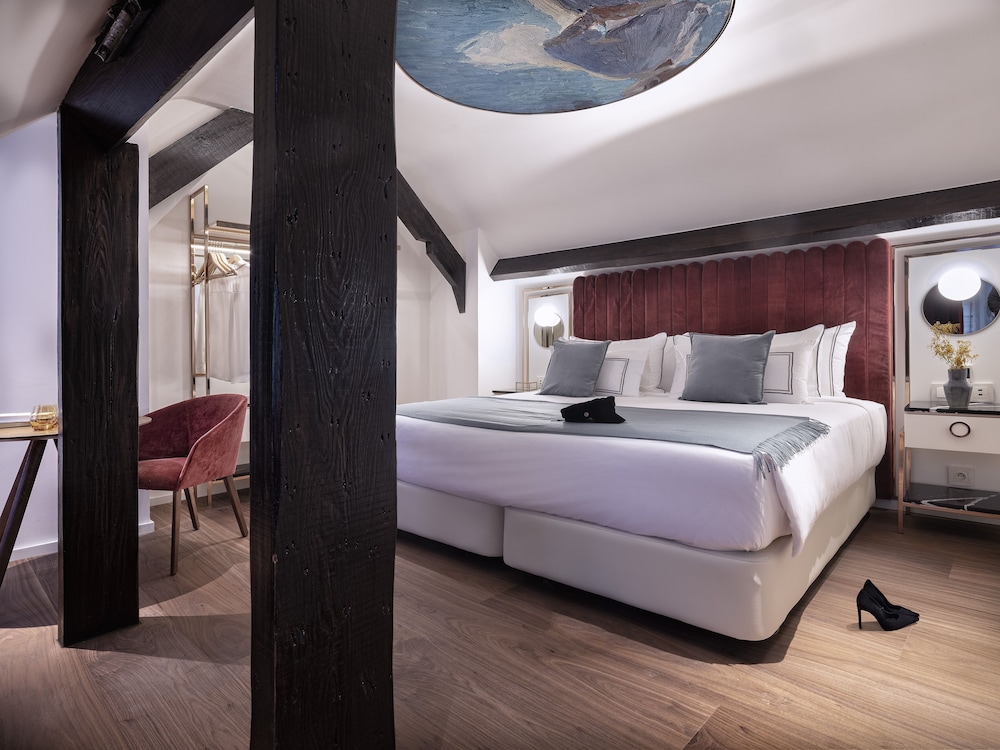 Suite Ejecutiva Maria Sorolla del hotel Maison Colbert Member of Melia Collection. Foto 3