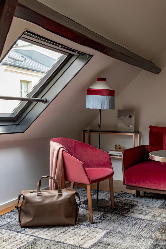 Suite Ejecutiva Maria Sorolla del hotel Maison Colbert Member of Melia Collection. Foto 6