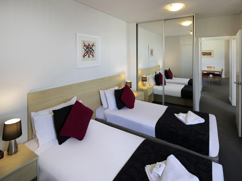 Apartamento de 3 dormitorios con 3 camas king size del hotel Mantra Castle Hill Sydney. Foto 6