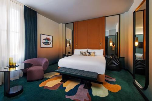 Standard Guest Room, 1 King - Mobility Accessible with Transfer Shower del hotel W New York - Union Square
