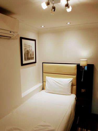 Habitación Individual del hotel Edward Paddington. Foto 9