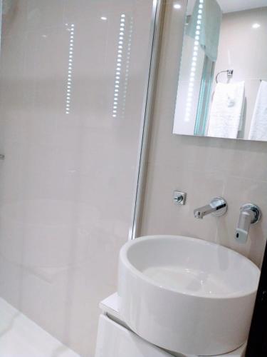 Suite Junior del hotel Edward Paddington. Foto 9