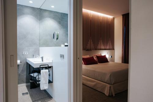 Suite con terraza del hotel Neptuno. Foto 7