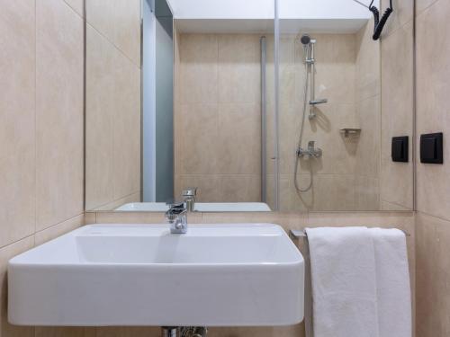Habitación Doble Estándar del hotel Afonso V. Foto 2