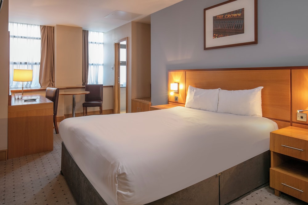 Habitación estándar, 1 cama doble, no fumadores del hotel The Crown London Hotel, Cricklewood North West London, WorldHotels Distinctive. Foto 4