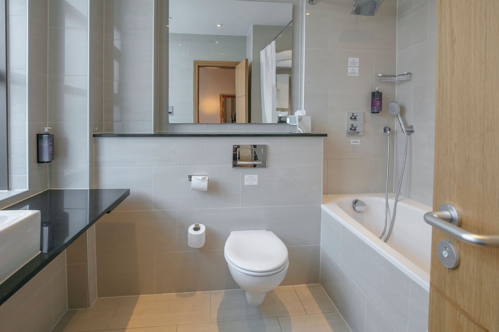 Habitación estándar, 1 cama doble, no fumadores del hotel The Crown London Hotel, Cricklewood North West London, WorldHotels Distinctive. Foto 8