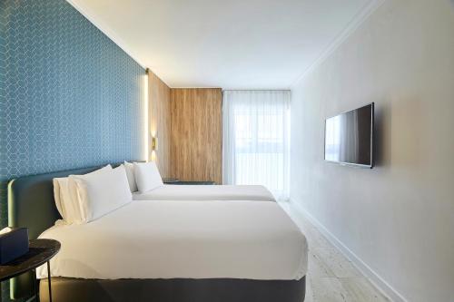 Habitación Doble del hotel Exe Mitre. Foto 1