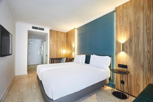 Habitación Doble del hotel Exe Mitre. Foto 5