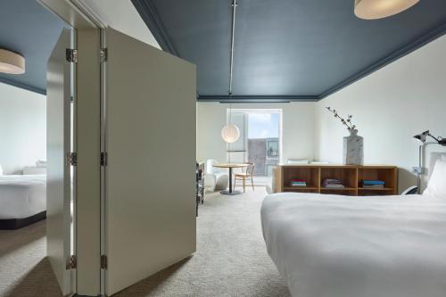 Estudio Extra + Estudio doble doble del hotel One Hundred Shoreditch. Foto 3